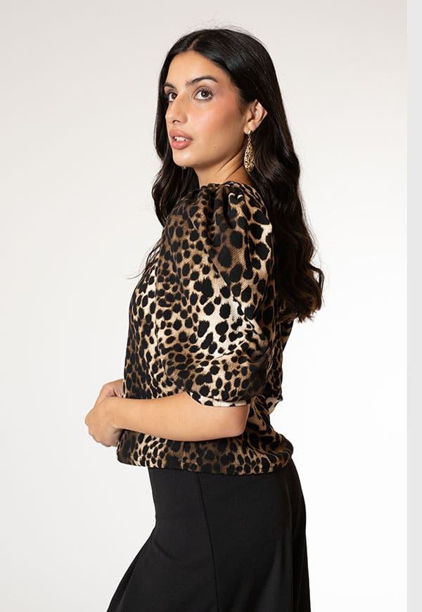 April Short Sleeve Animal Print T-shirt Natalia Seguel