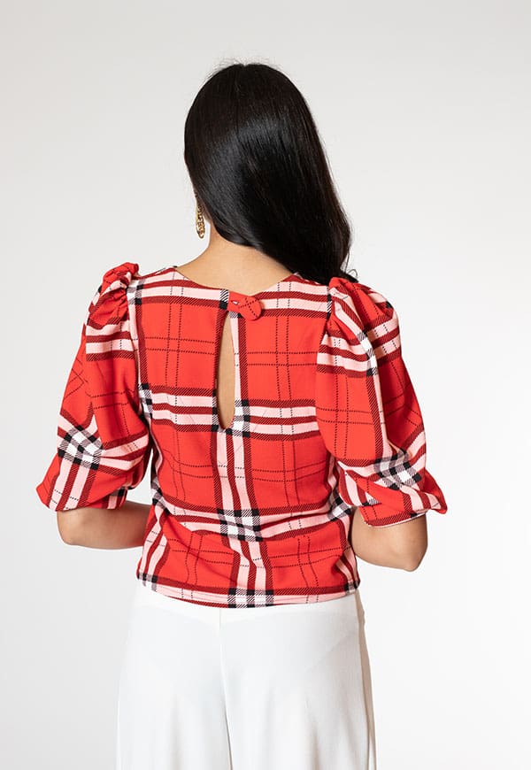 April Short Sleeve T-shirt Red Plaid Natalia Seguel