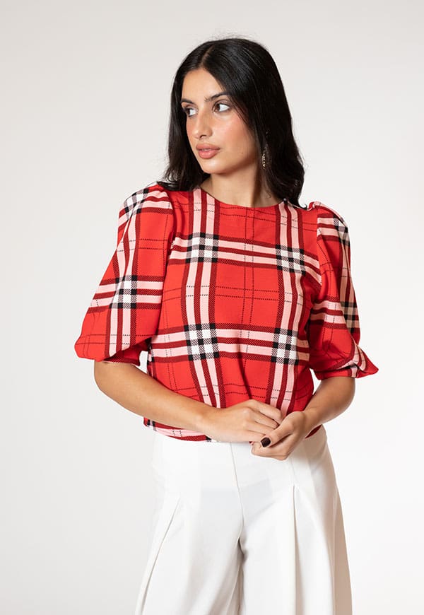 April Short Sleeve T-shirt Red Plaid Natalia Seguel