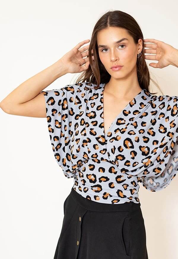 Megan Animalprint T-shirt by Natalia Seguel