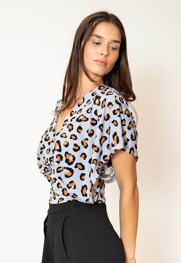 Megan Animalprint T-shirt by Natalia Seguel